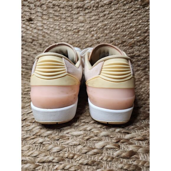 NEW Nike Air Jordan 2 Retro Low Seersucker Atmosphere DX6930-600 SIZE 9 - Picture 8 of 11